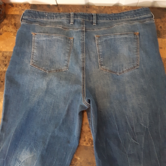 Reitman's Size 18 Plus Reg Jeans - Picture 6 of 8